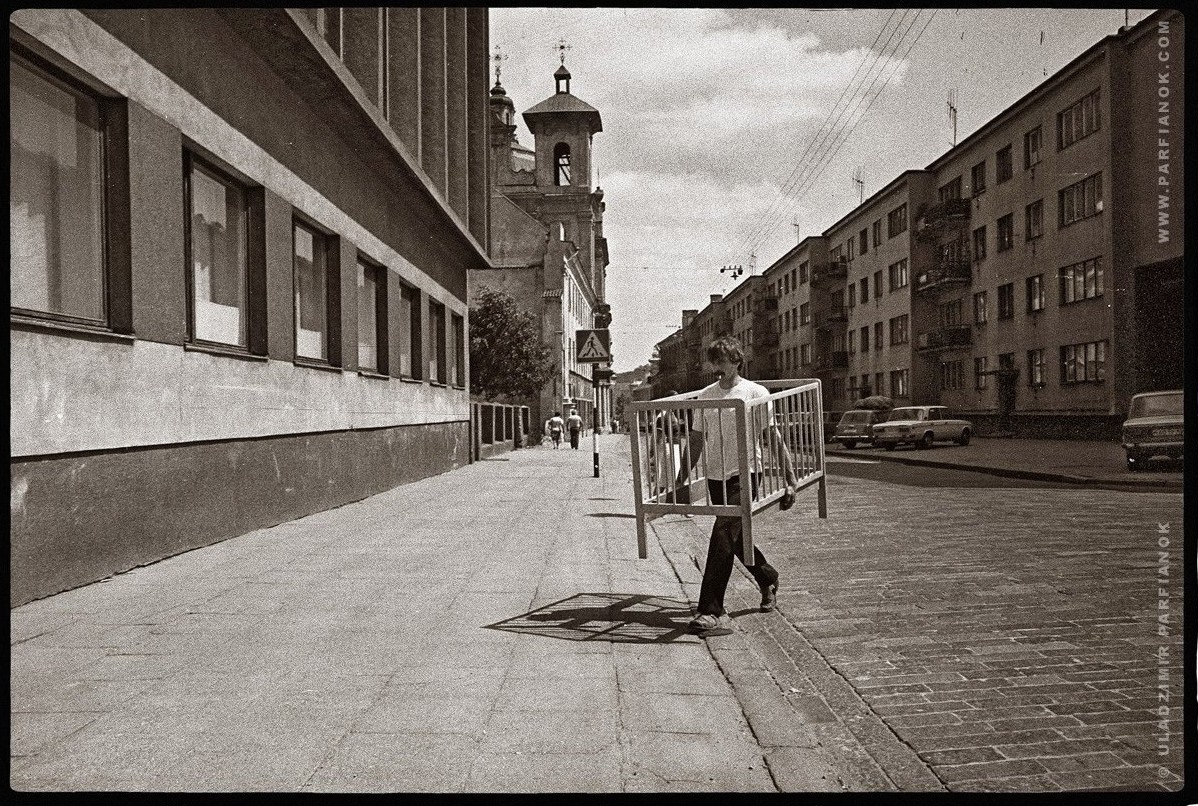 Из серии «Фрагменты бытия». Вильнюс, 1986–1989. Фотограф Владимир Парфенок