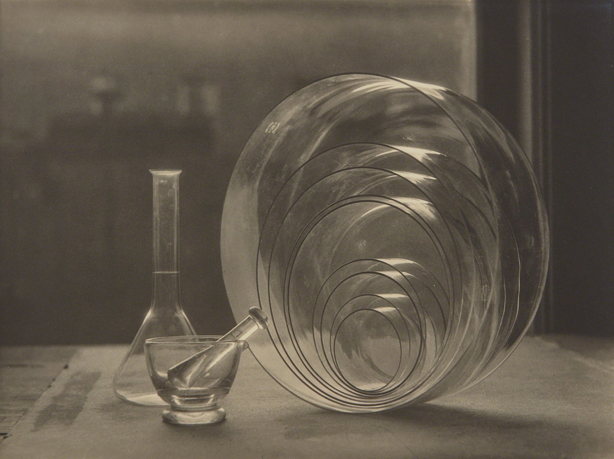 Стеклянное исследование, 1931. Фотограф Альма Лэвенсон