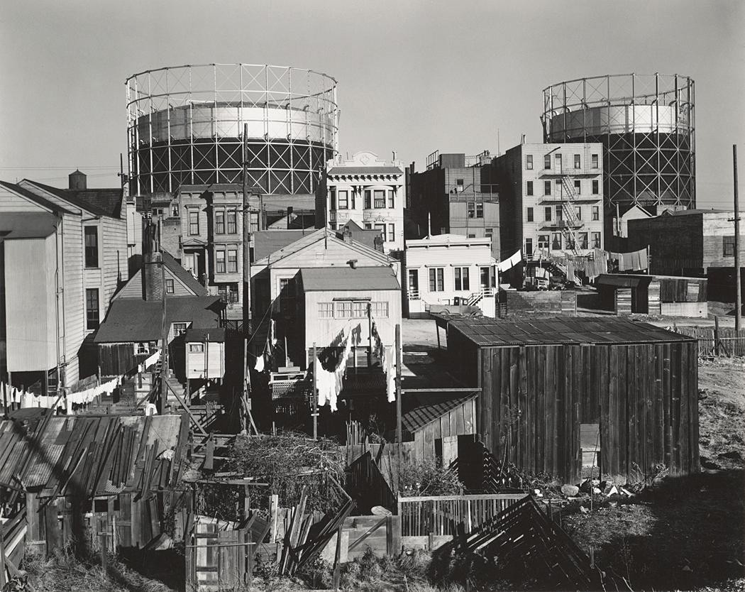 Резервуары для природного газа, 1930-е. Фотограф Соня Носковяк