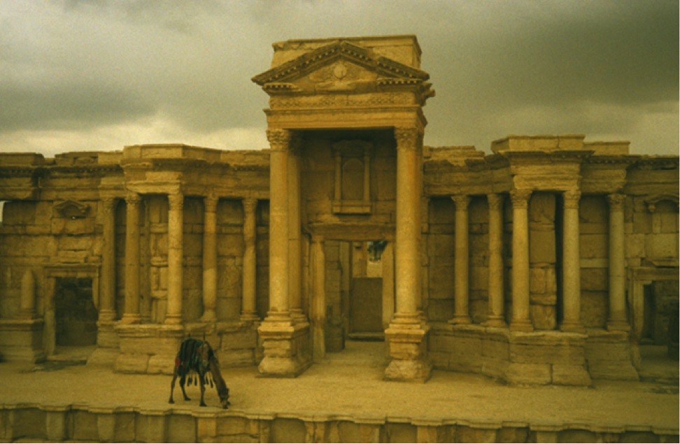 Театр, Пальмира, 2003 год. Фотограф Долорес Марат