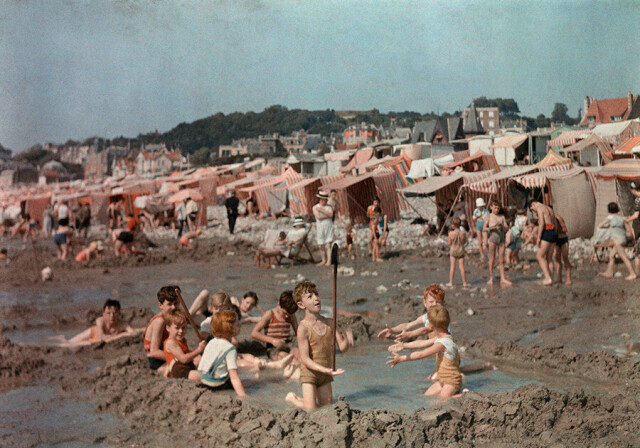 Пляж в Гавре, Франция, 1936. Фотограф У. Роберт Мур