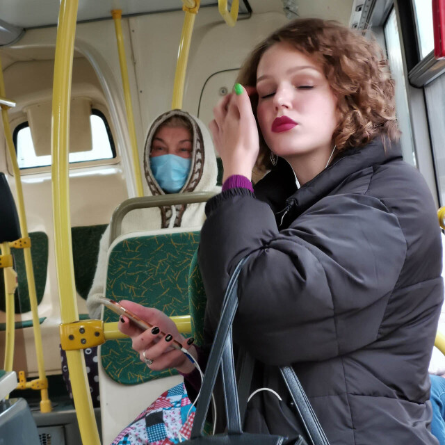 В автобусе, Москва, 2020. Фотограф Борис Назаренко