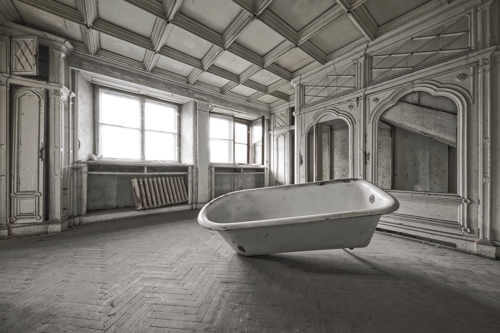 Ванная комната заброшенного дворца в Польше. Фотопроект Киммо Пархиала и Тани Палмунен Заброшенная Скандинавия