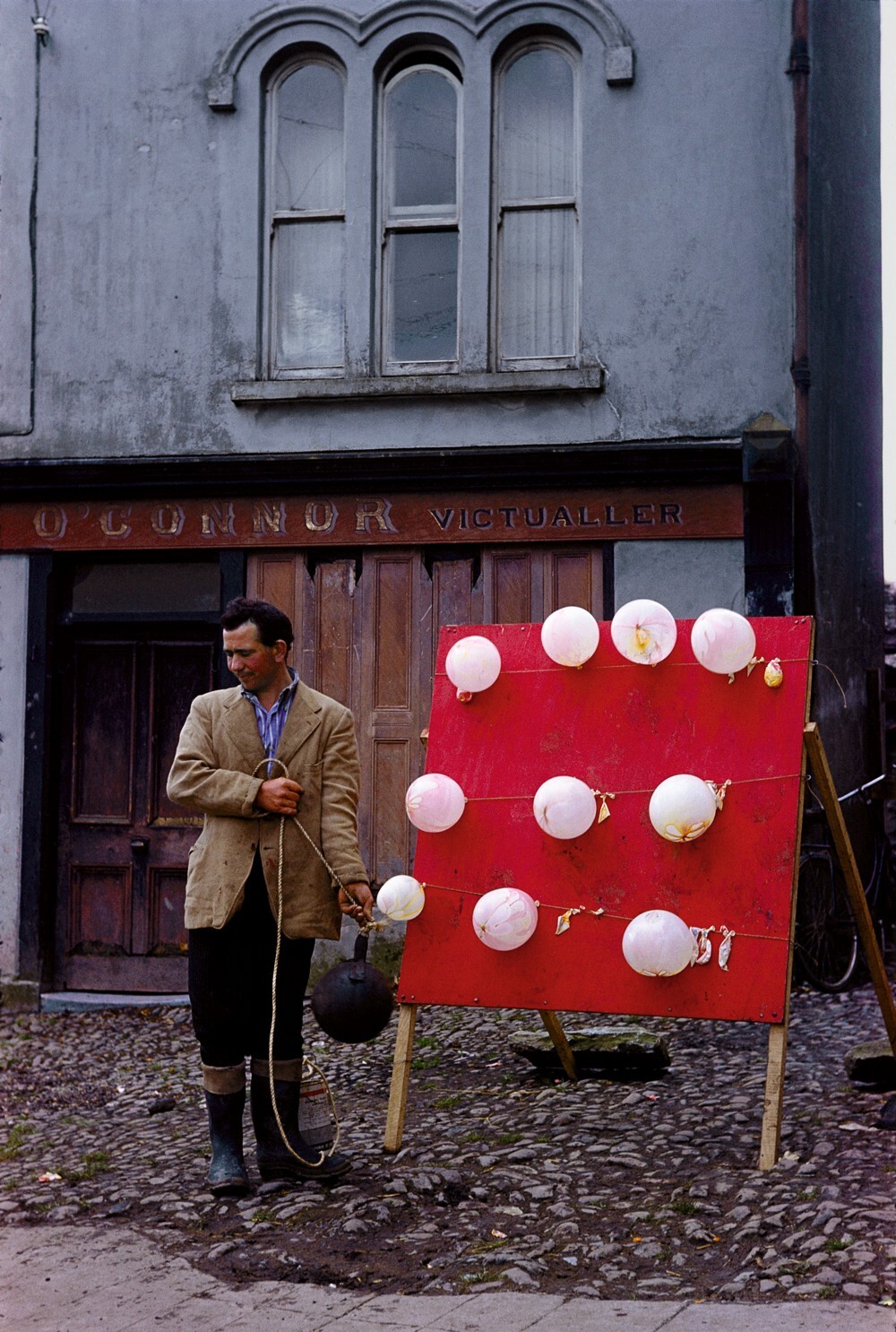 Ярмарка шаров, Ирландия. Киллорглин, графство Керри, 1954 год. Фотограф Инге Морат
