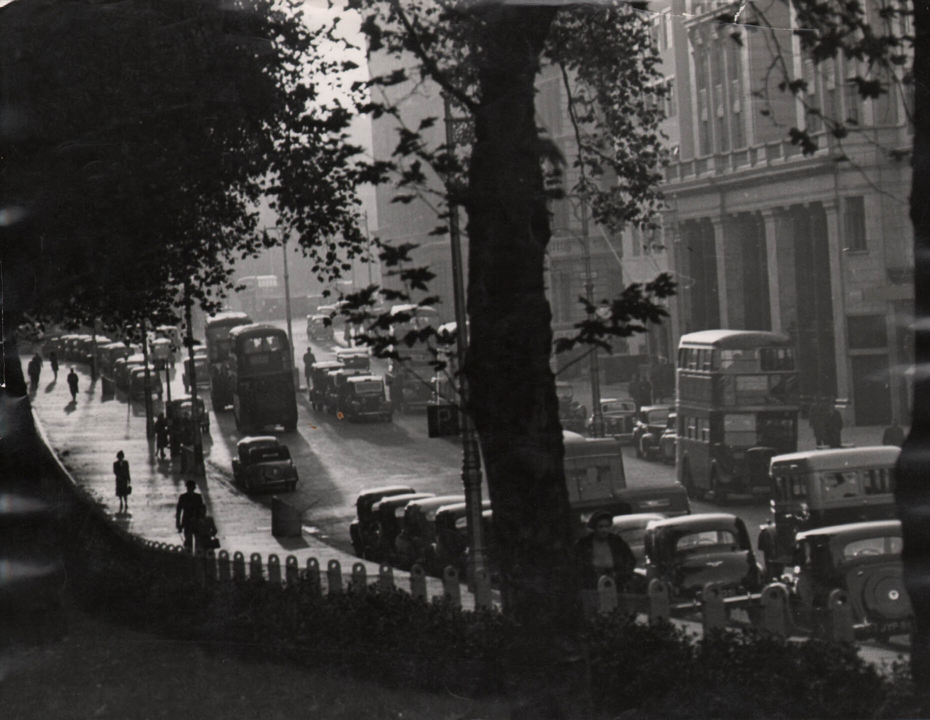 Грин-парк, Лондон, 1949. Фотограф Эрнст Хаас