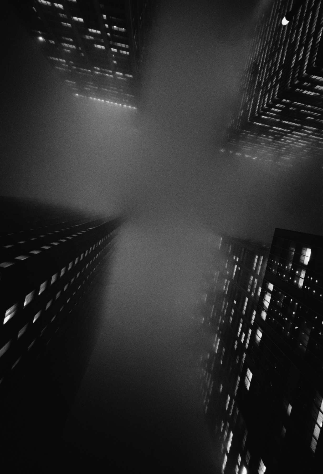 Перекрёсток, Нью-Йорк, 1966. Фотограф Эрнст Хаас