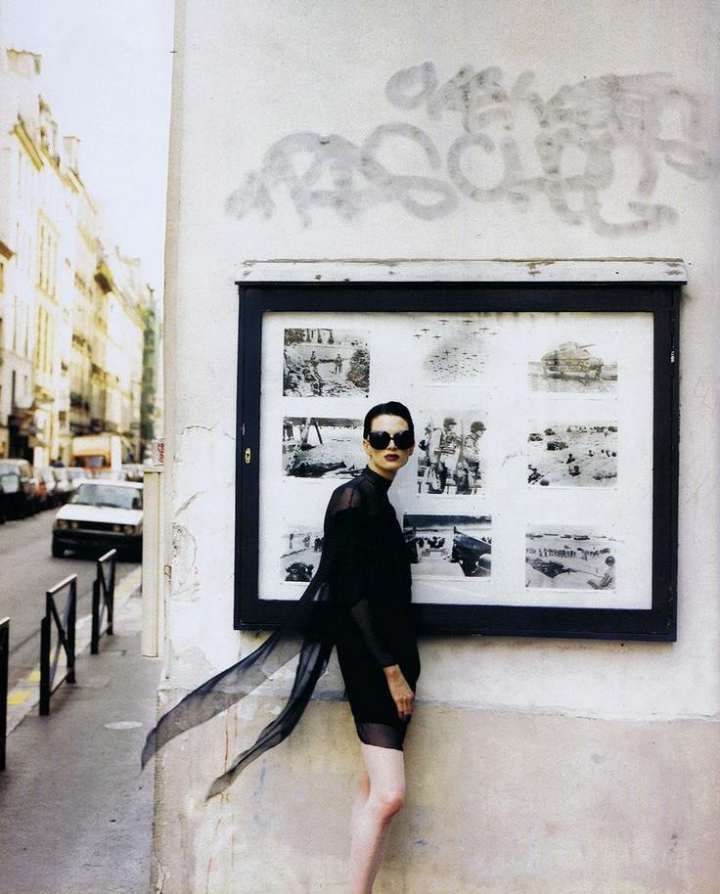Кристен Макменами для Vogue Париж, 1996 год. Фотограф Юрген Теллер