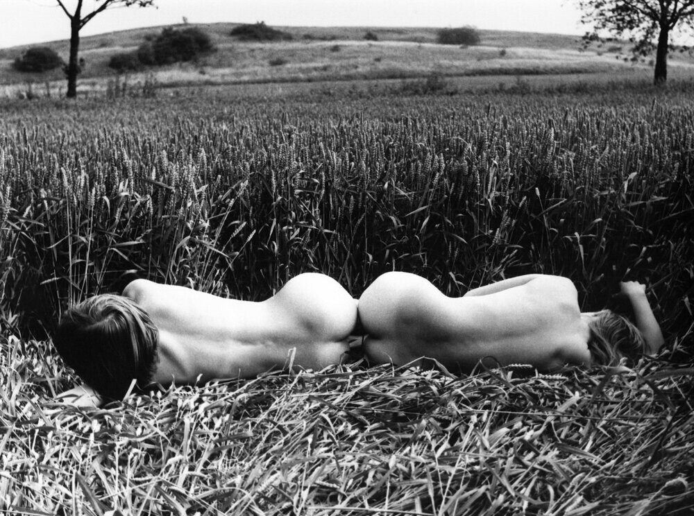 В поле, 1968. Фотограф Франтишек Досталь