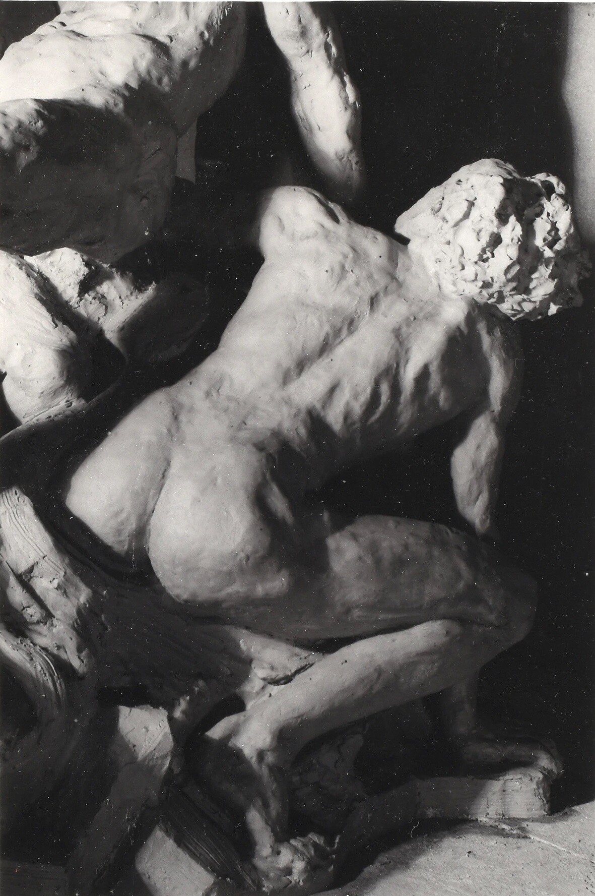 Жизнь скульптур, 1932 год. Фотограф Йозеф Судек