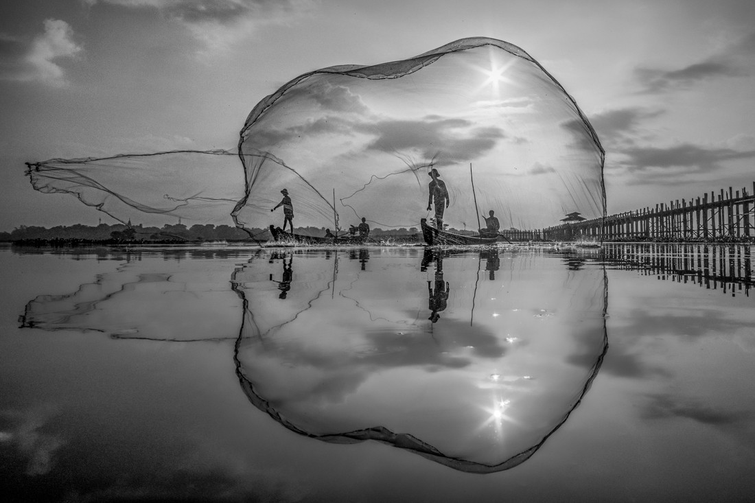 Мандалайский рыбак. 2-е место в категории Путешествия, 2020. Автор Чин Леон Тэо