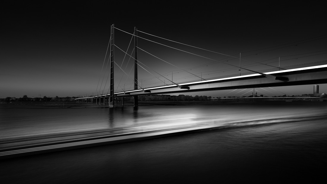 Мост Рейнкни.  1-е место в категории Архитектура, серия. Автор Франк Лодденкемпер