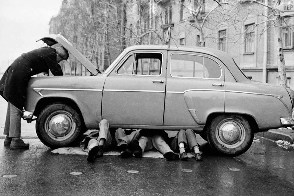Москвич-407, 1960-е. Фотограф Юрий Абрамочкин