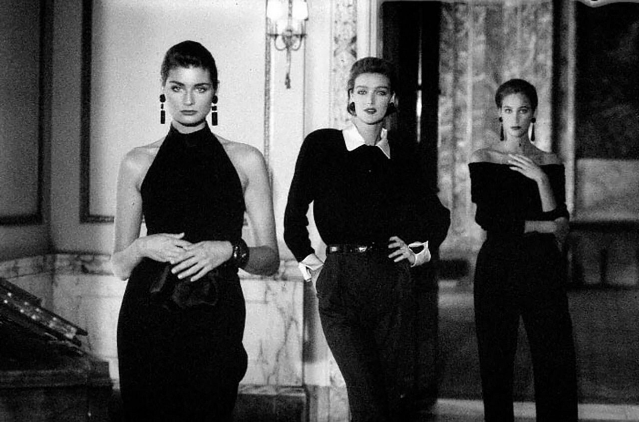 Saks Fifth Avenue. Три женщины. Фотограф Роберт Фарбер