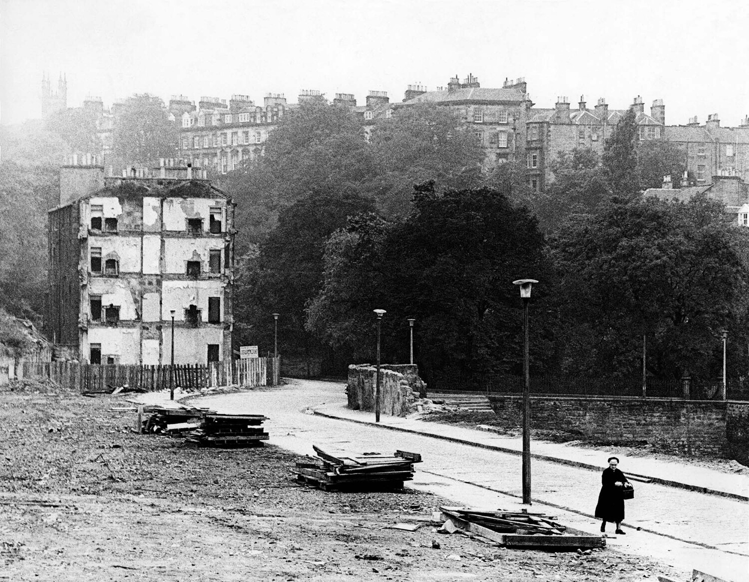 Снос зданий, Стокбридж, Эдинбург, 1966. Фотограф Роберт Бломфилд