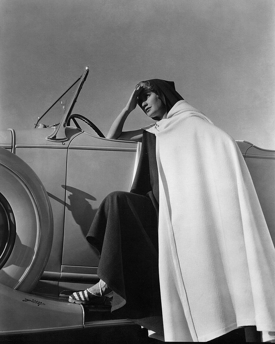 Мириам Хопкинс в костюме Трэвиса Бэнтона, 1934 год. Фотограф Георгий Гойнинген-Гюне