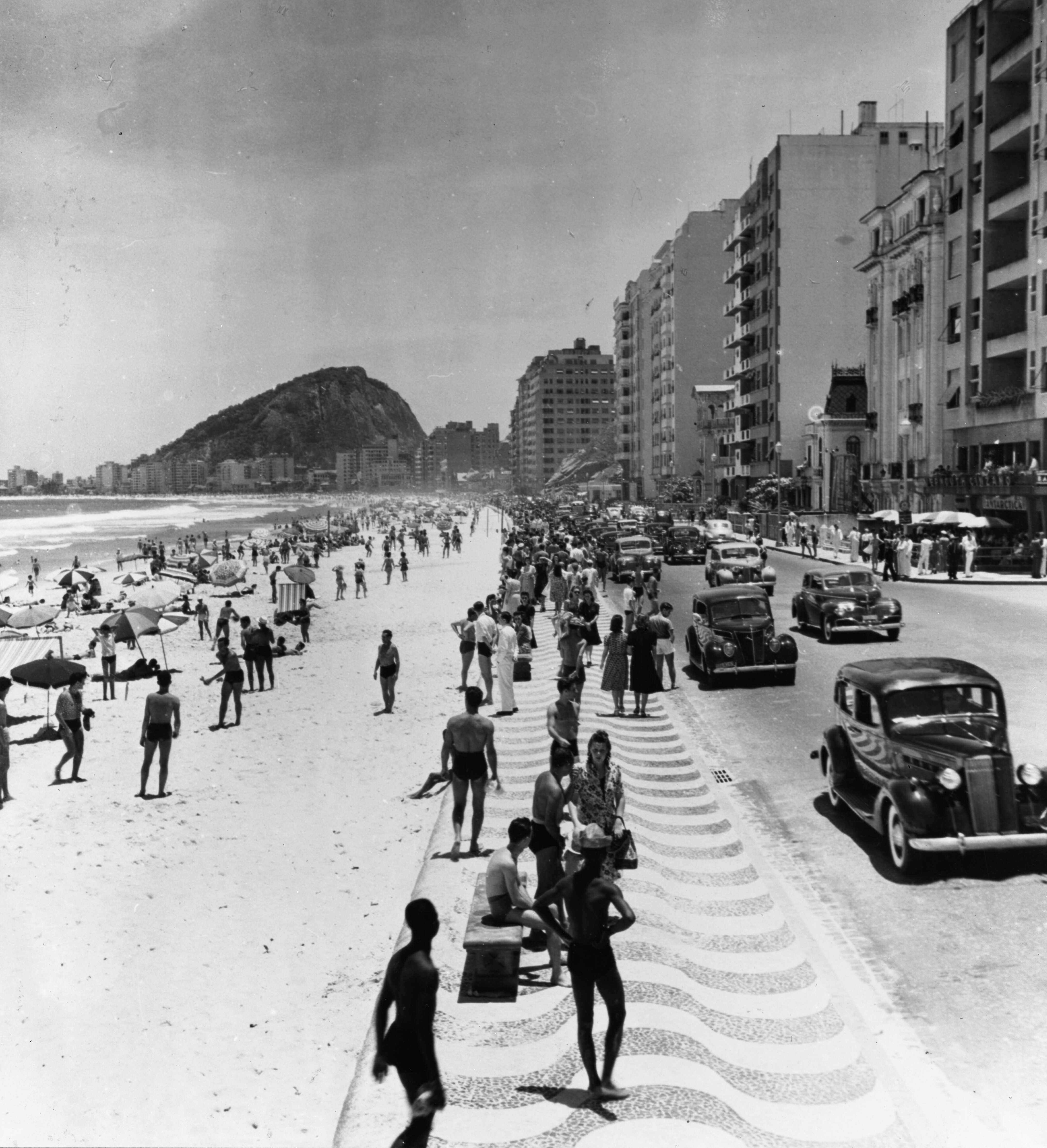 Пляж Копакабана, Рио-де-Жанейро, 1930 – 1947