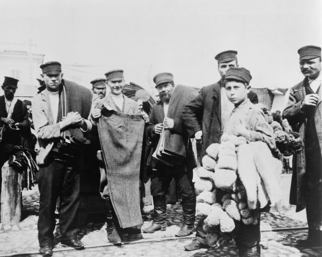 На рынке. Россия, 1880 – 1924. Фотограф Фрэнк Джордж Карпентер