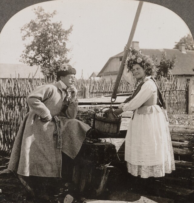 Влюблённые у старого колодца, Россия, 1860 – 1930, Keystone View Company