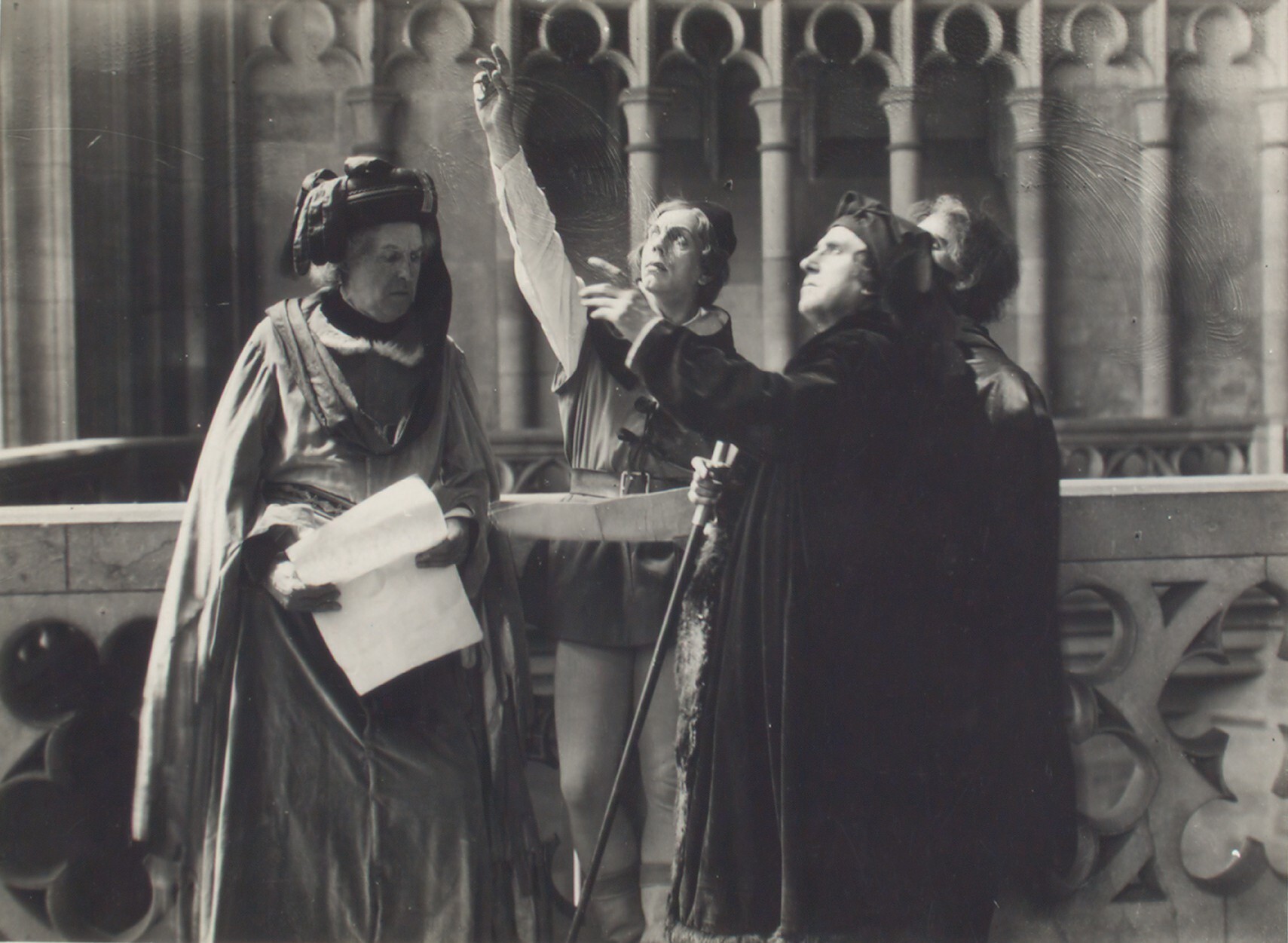 Строитель собора, 1919. Фотография из театральной коллекции Билли Роуза