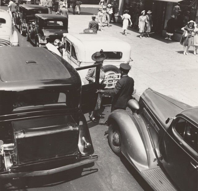 Пятая авеню, Нью-Йорк, 1939. Фотограф Доротея Ланж