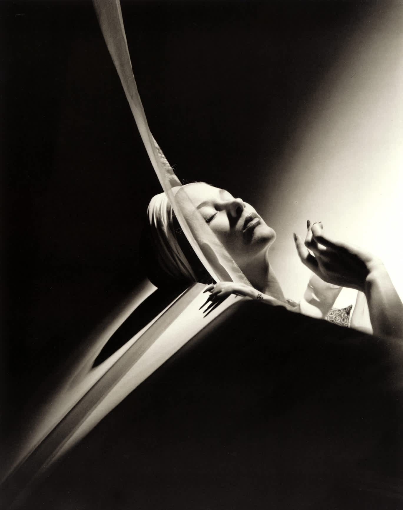 Лиза в тюрбане, 1940. Фотограф Хорст П. Хорст