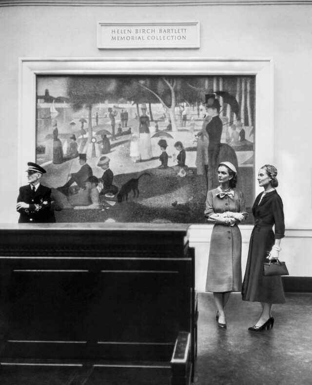На выставке в Чикагском институте искусств, 1952. Фотограф Хорст П. Хорст