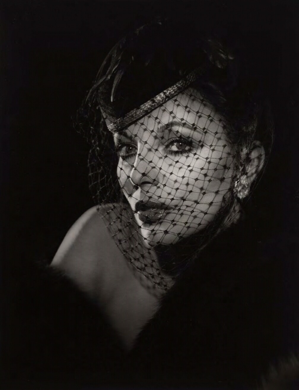 Джоан Коллинз, 1983. Фотограф Джордж Харрелл