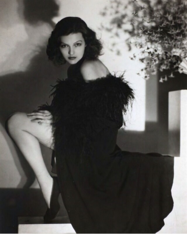 Астрид Оллвин (Astrid Allwyn), 1932. Фотограф Джордж Харрелл