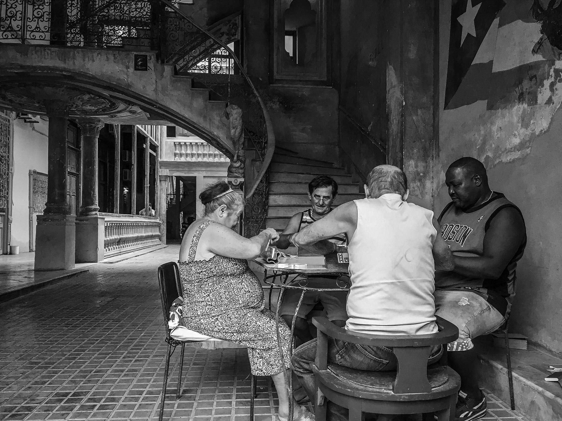 2 место в категории Люди, 2019. Домино в Гаване. Автор Кристин Л. Мейс
