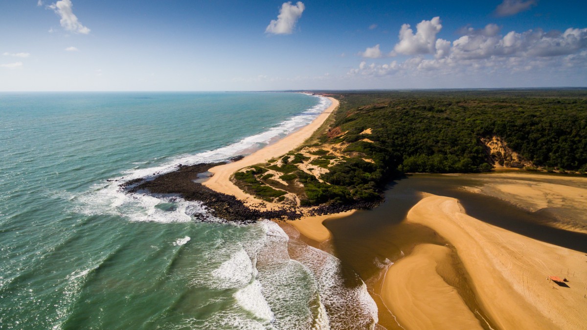Райский пляж. Барра-де-Камаратуба, Бразилия. Фотограф Felipemafilm