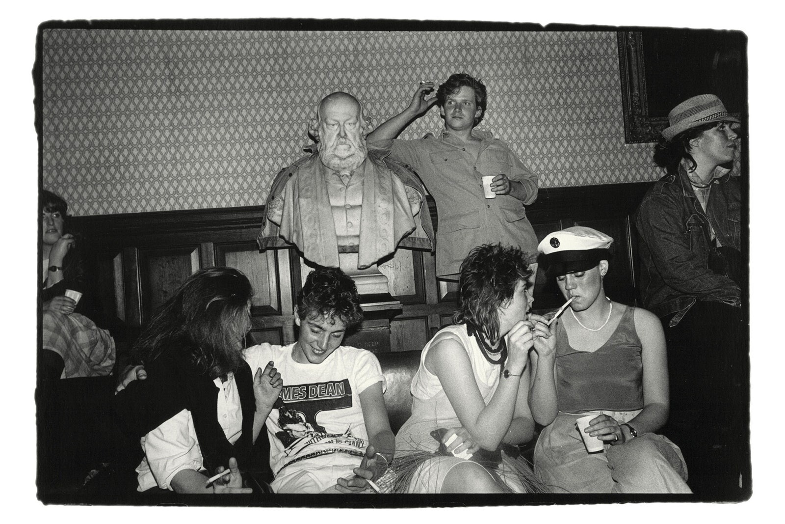 Вечеринка ночь напролёт. Оксфордский союз, 1983. Фотограф Дафидд Джонс