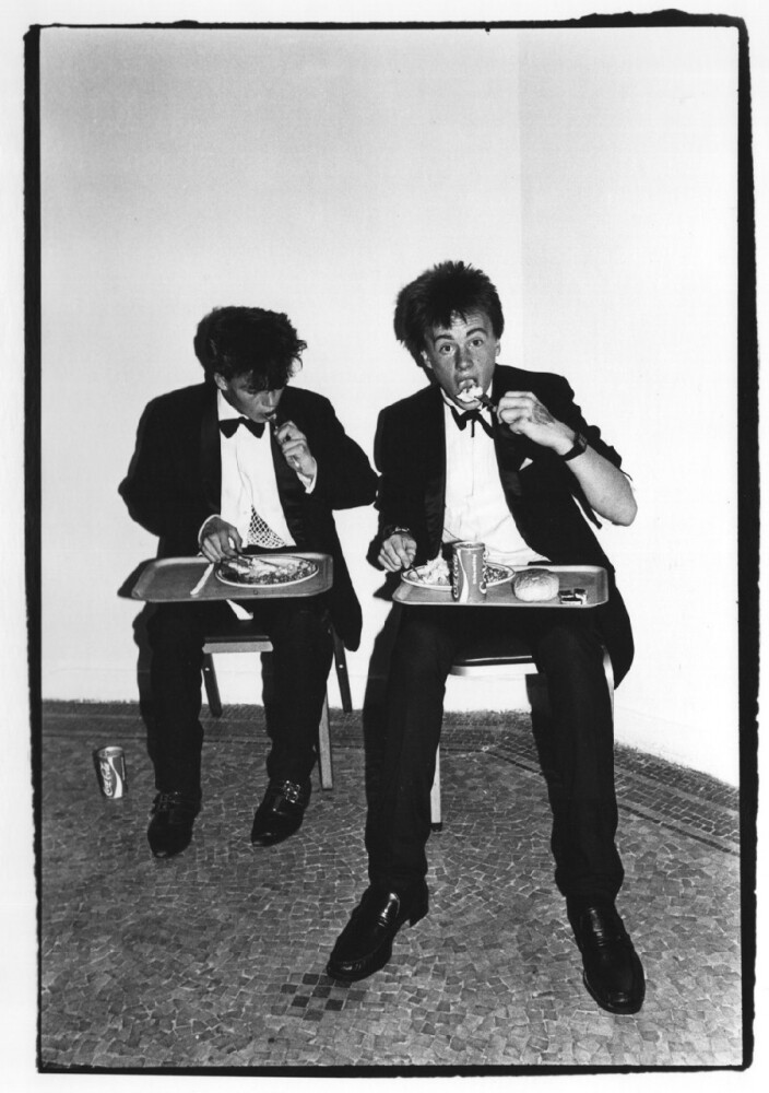 Обед на благотворительном балу, 1990. Фотограф Дафидд Джонс