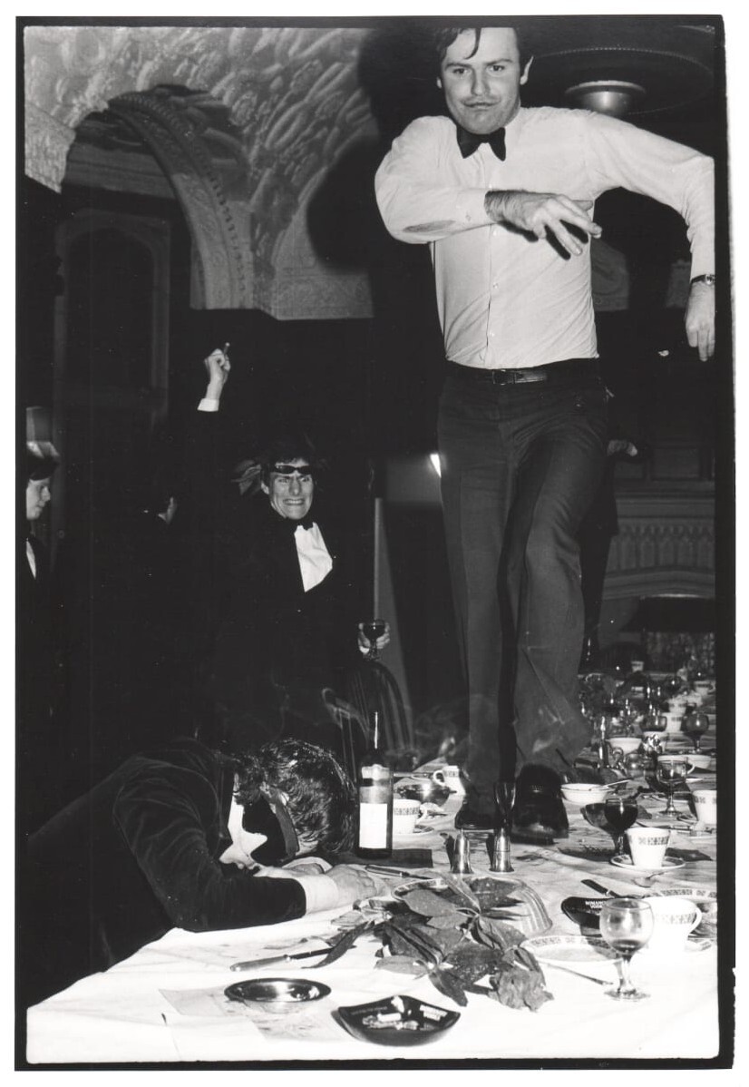 Ужин Onanist Club, 1981. Фотограф Дафидд Джонс