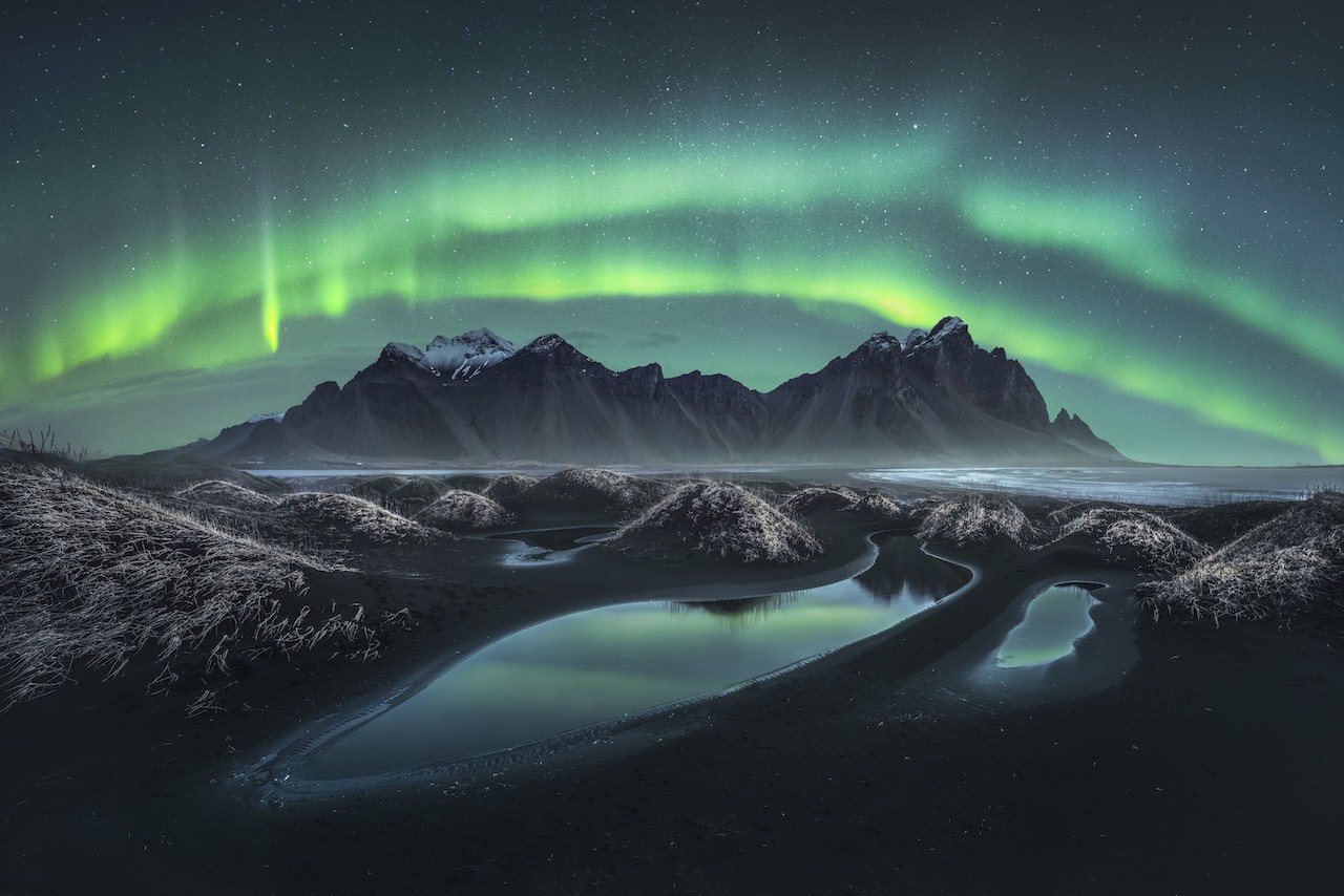 Северное сияние, Вестрахорн, Исландия. Финалист, 2019. Автор Нико Ринальди
