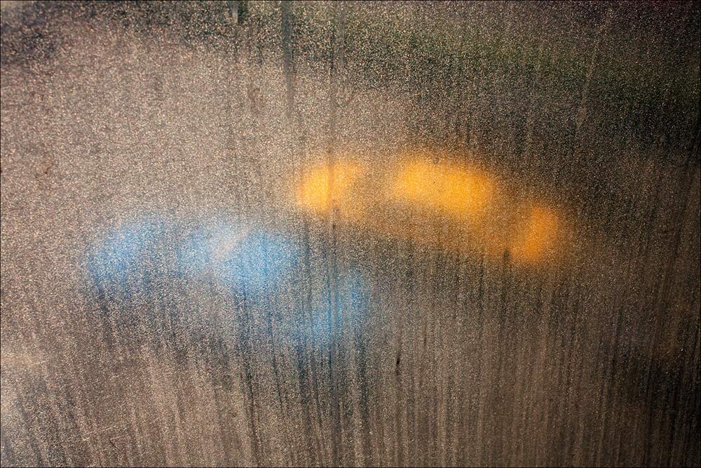 Синее и жёлтое авто. Фотограф Дэвид Гибсон