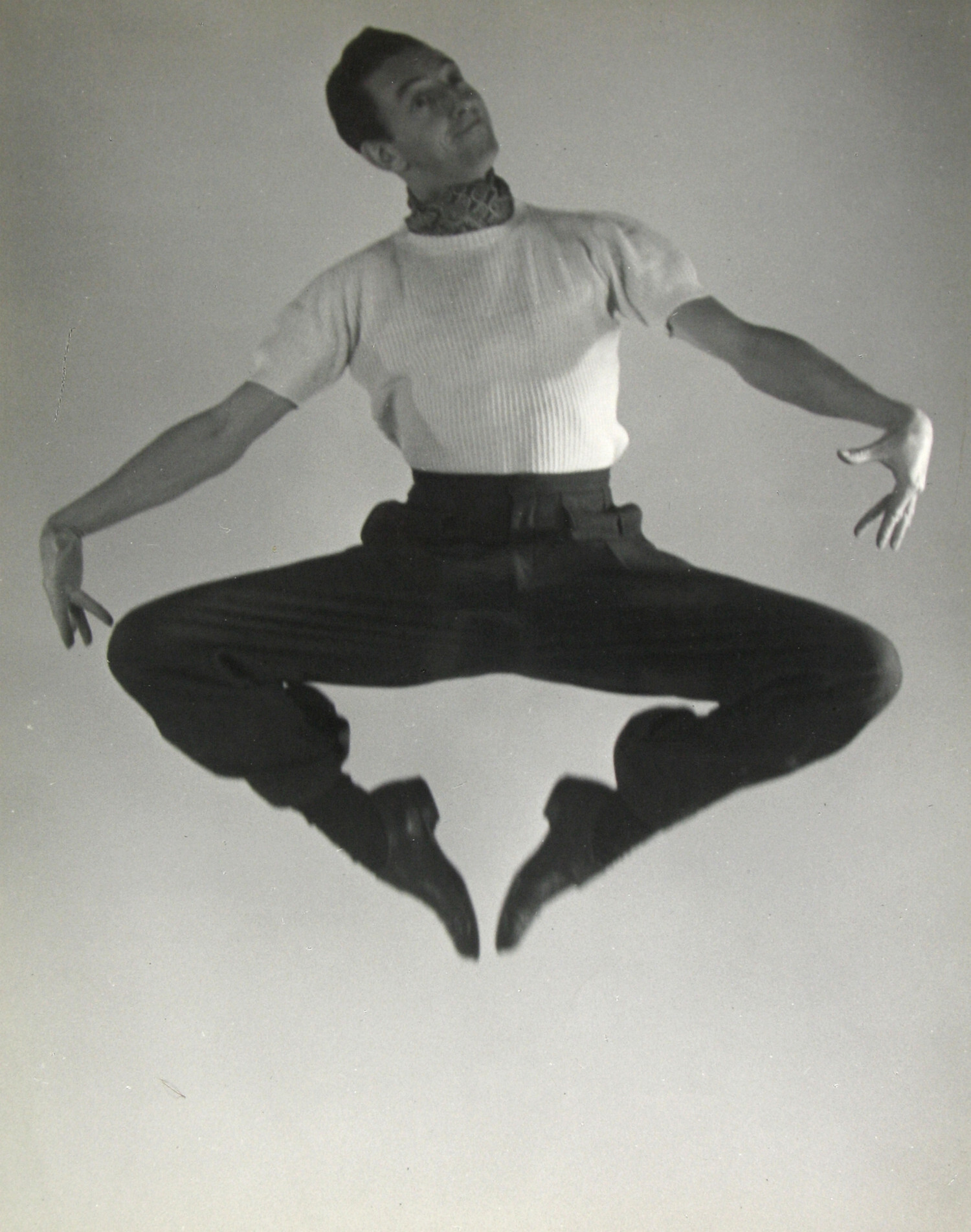 Рэй Болджер, 1935. Фотограф Мартин Мункачи