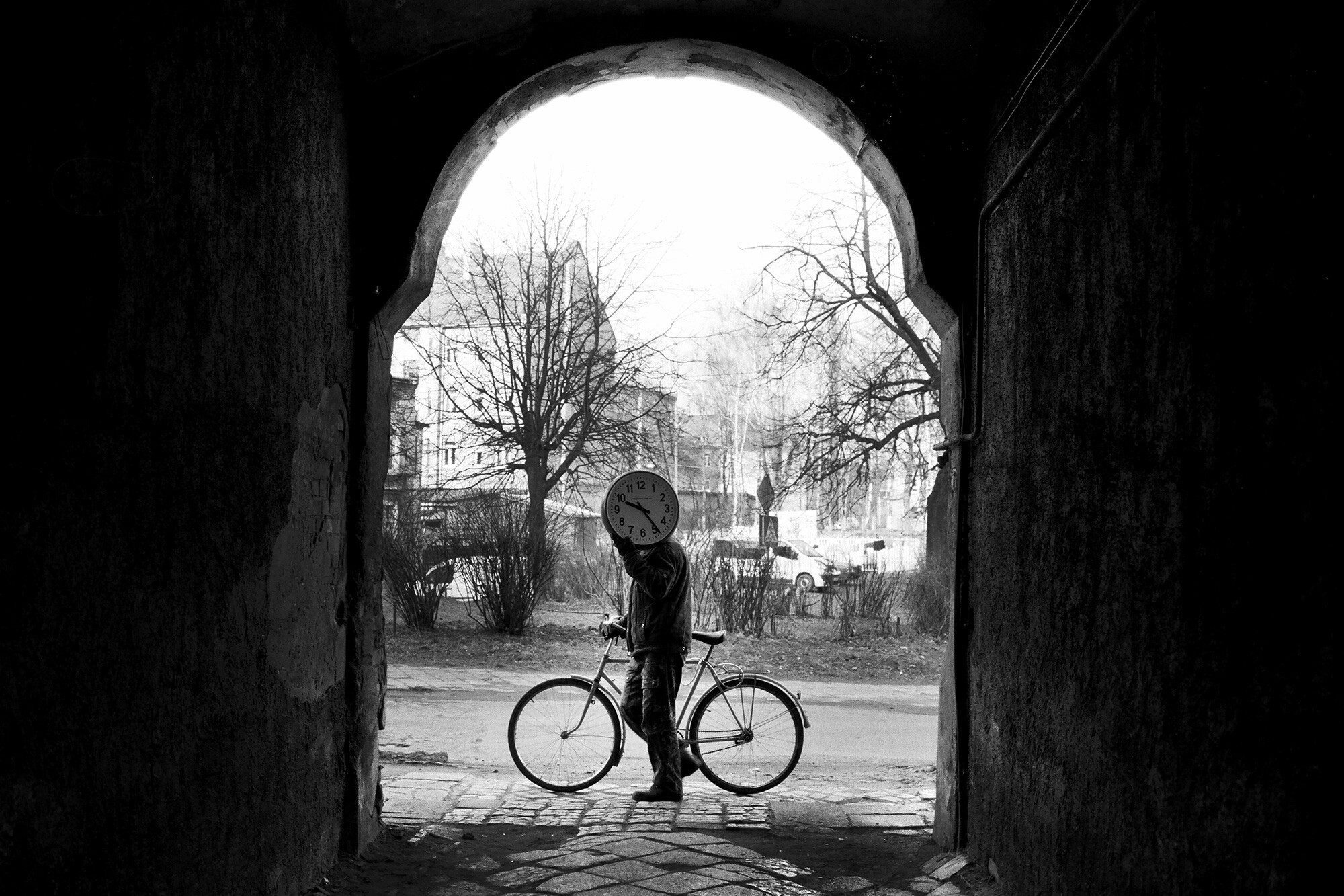 «Затмение времени», Черняховск, Калининградская область, 2013 год. Фотограф Борис Регистер