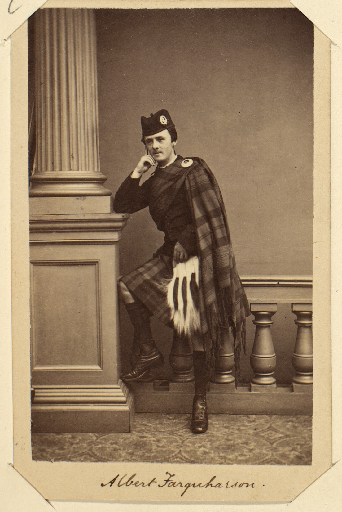Альберт Фаркухарсон в шотландском костюме, 1860