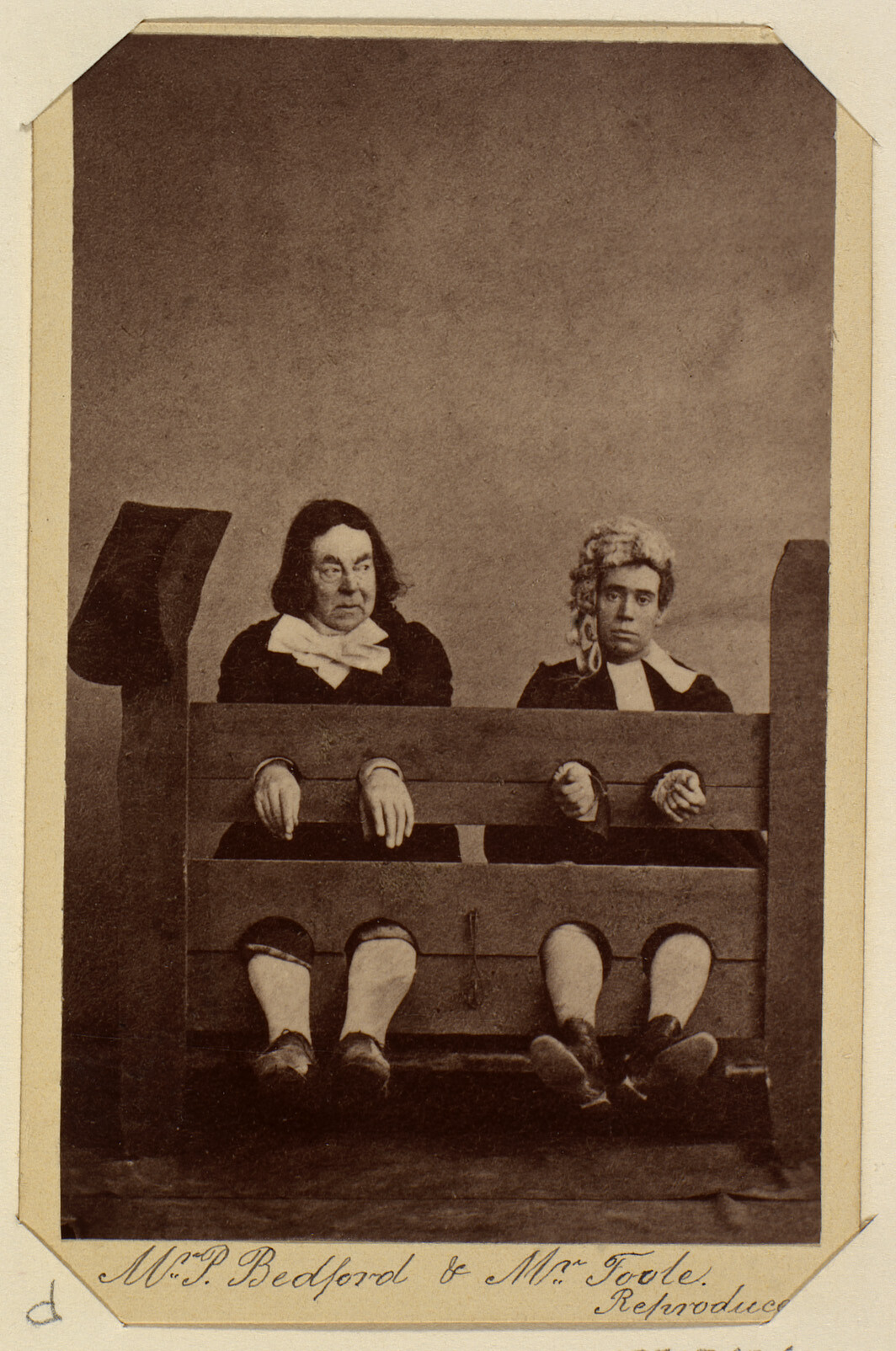 Комединые актёры Пол Джон Бедфорд и Джон Лоуренс Тул, ок. 1860