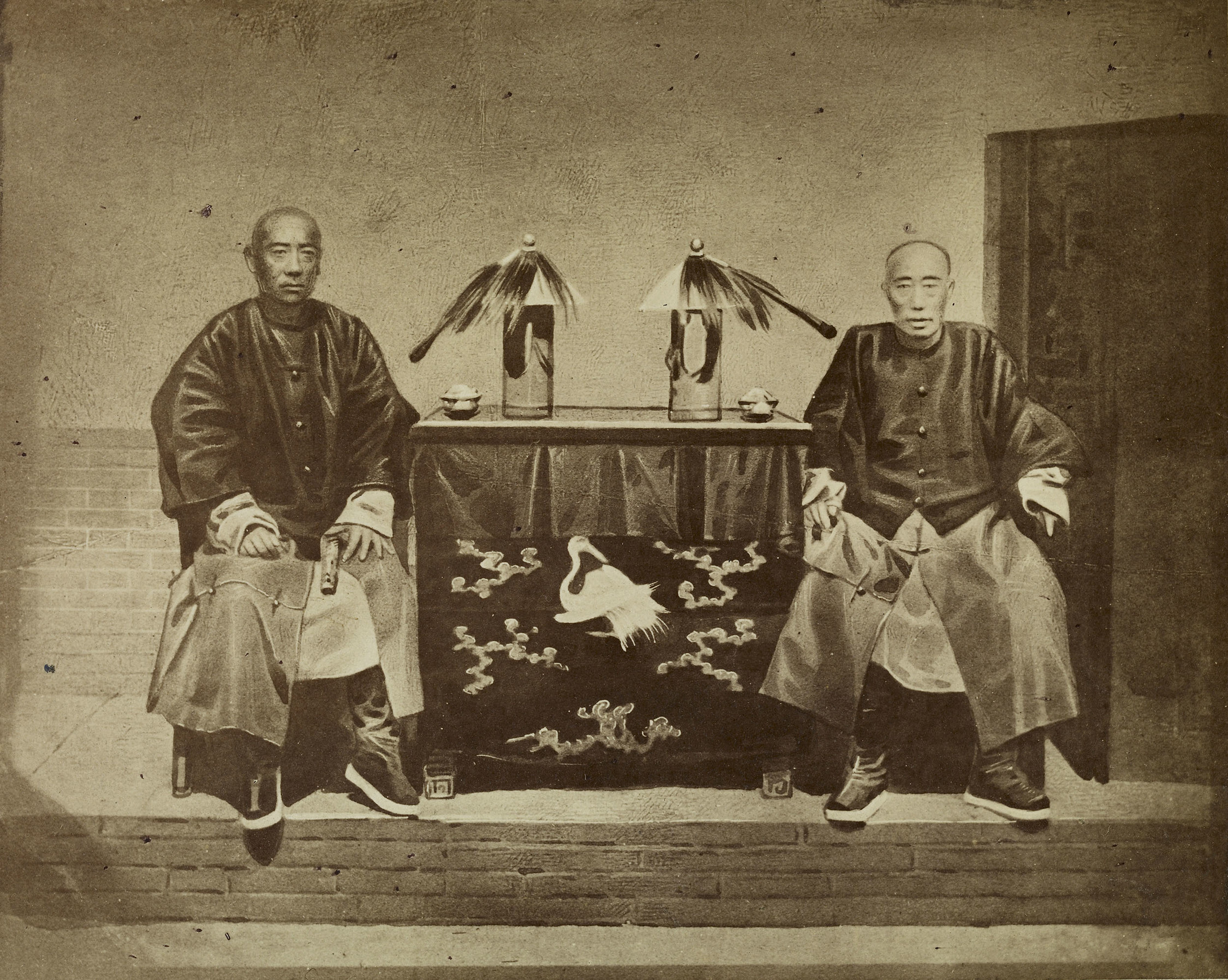 Императорские комиссары Квейланг и Хвархана, Китай, 1858. Фотограф Роберт Моррисон