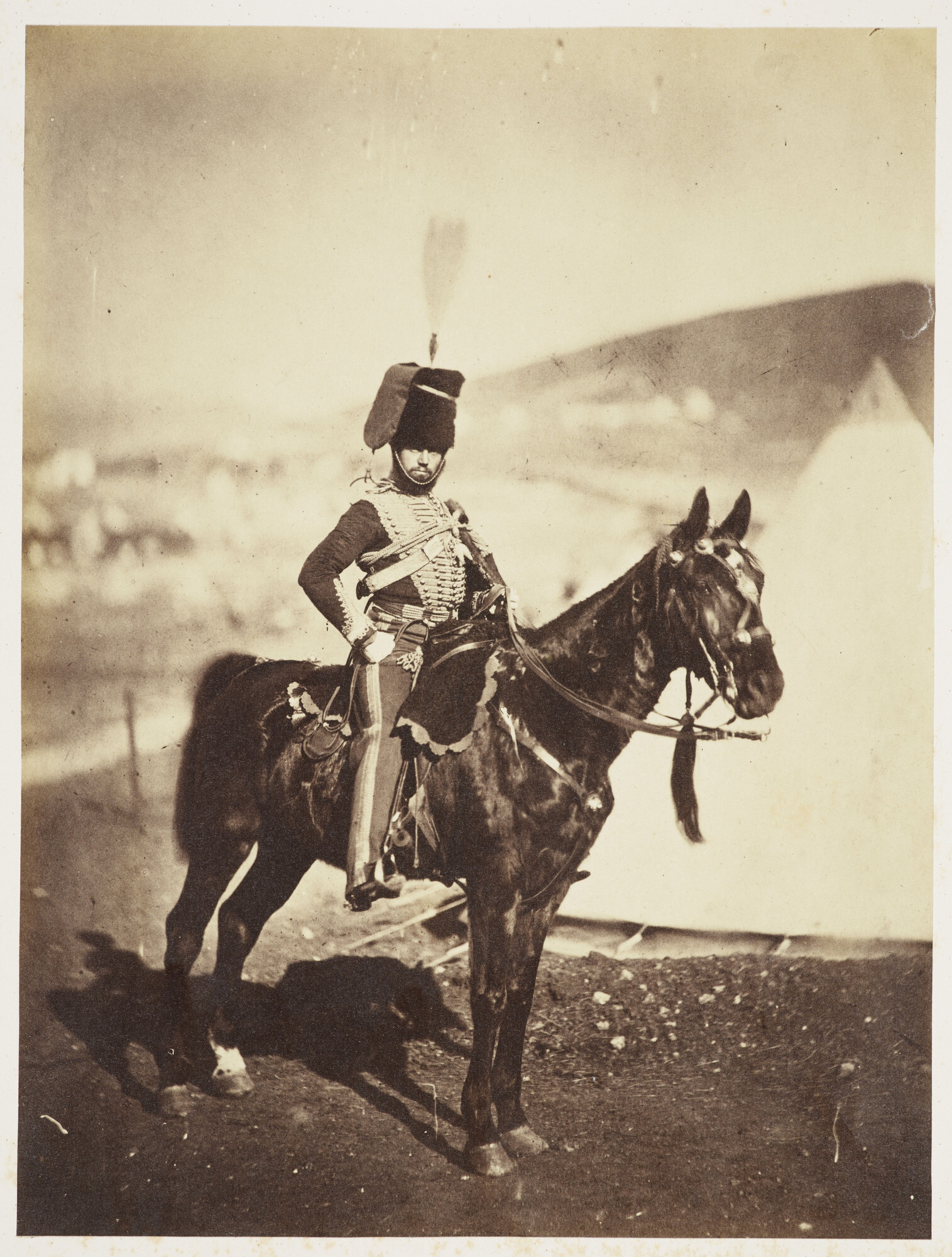 Корнет Генри Джон Уилкин, 11-й гусарский полк, Крым, 1855. Фотограф Роджер Фентон
