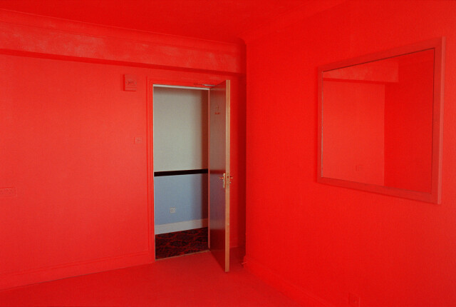 Красная комната. Фотограф Иэн Хоуорт