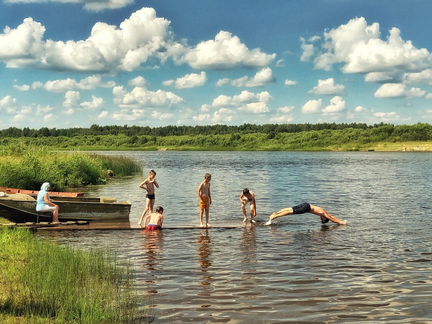 Финалист в номинации «Снято на смартфон», 2021. «Лето в деревне». Автор Илья Морозов