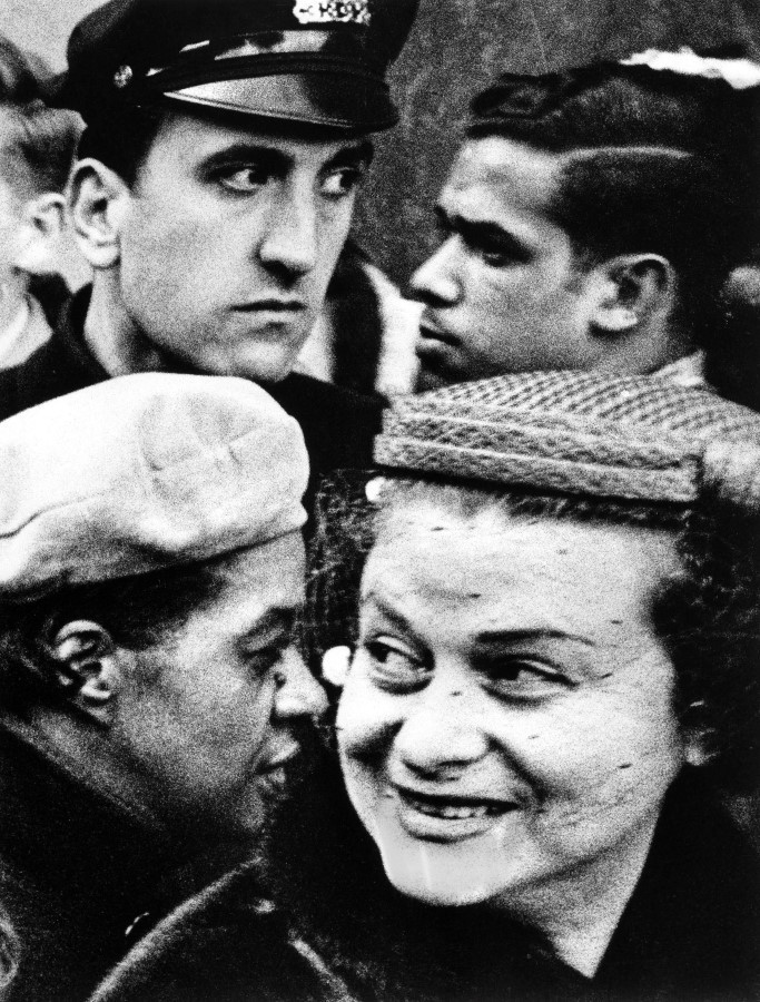 Четыре головы, Нью-Йорк, 1955 год. Фотограф Уильям Кляйн