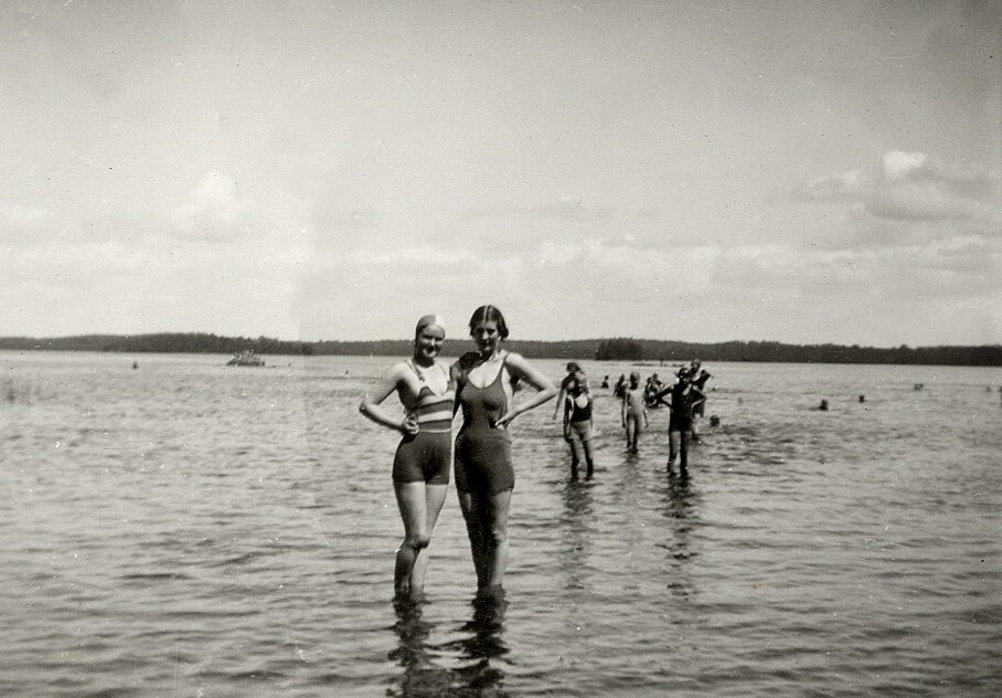 Женщины в купальниках, Швеция, начало 1930-х