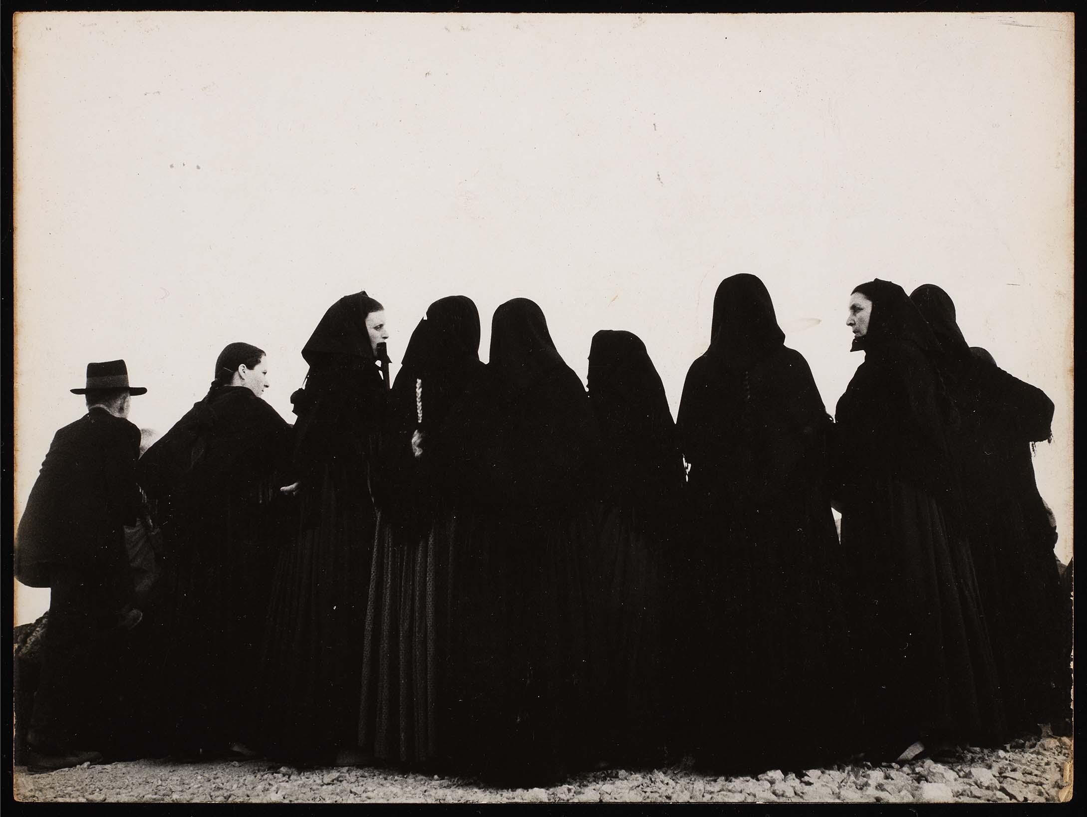 Женщины Ибицы, 1954. Фотограф Ориоль Маспонс