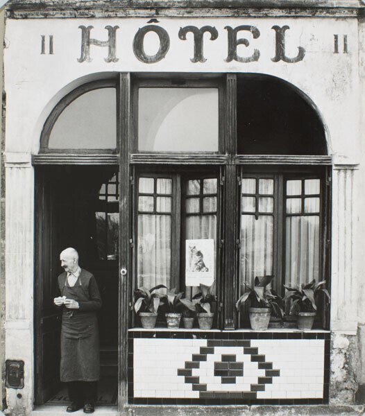 Hôtel, Париж, 1955. Фотограф Ориоль Маспонс