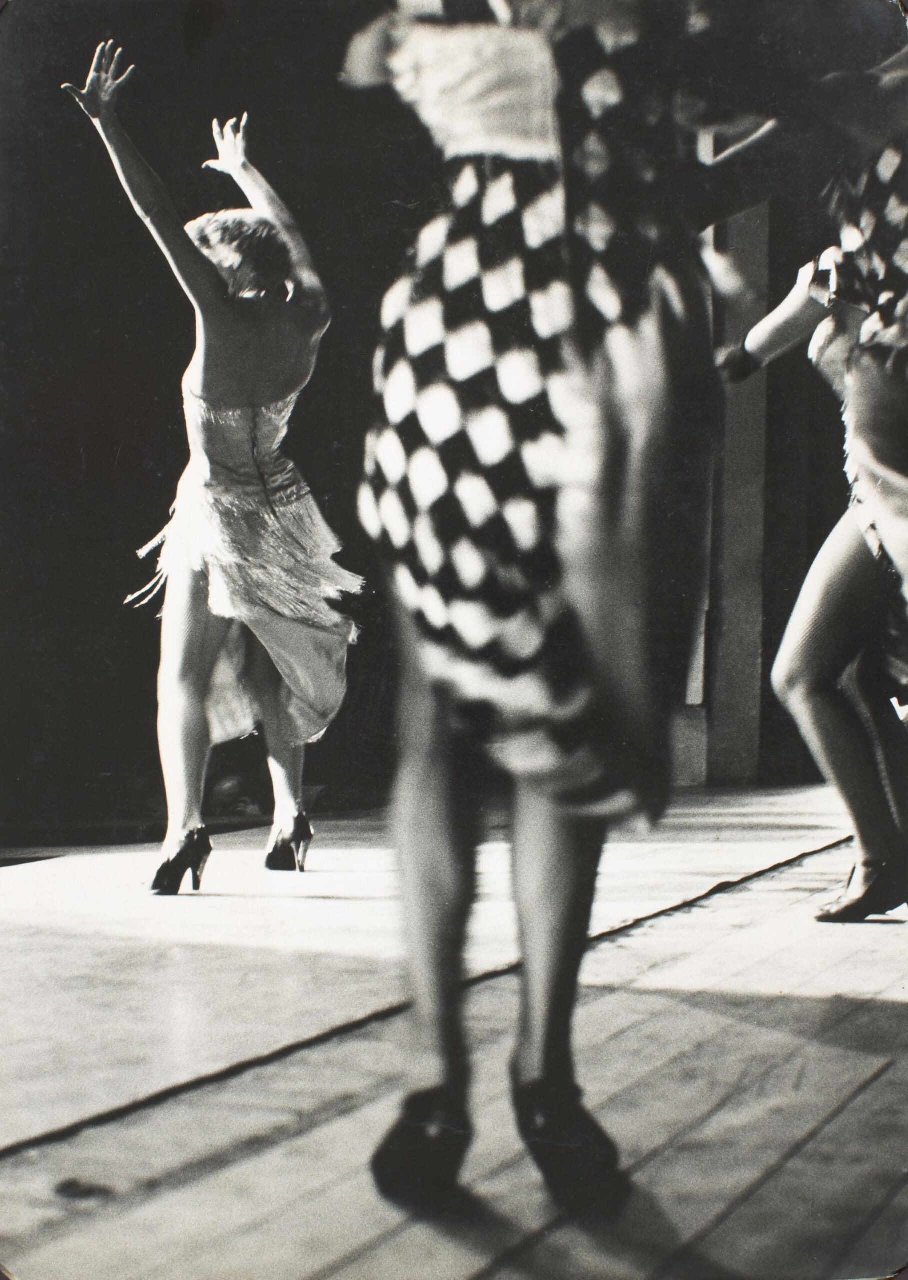 Танцовщицы. Париж, 1957. Фотограф Ориоль Маспонс