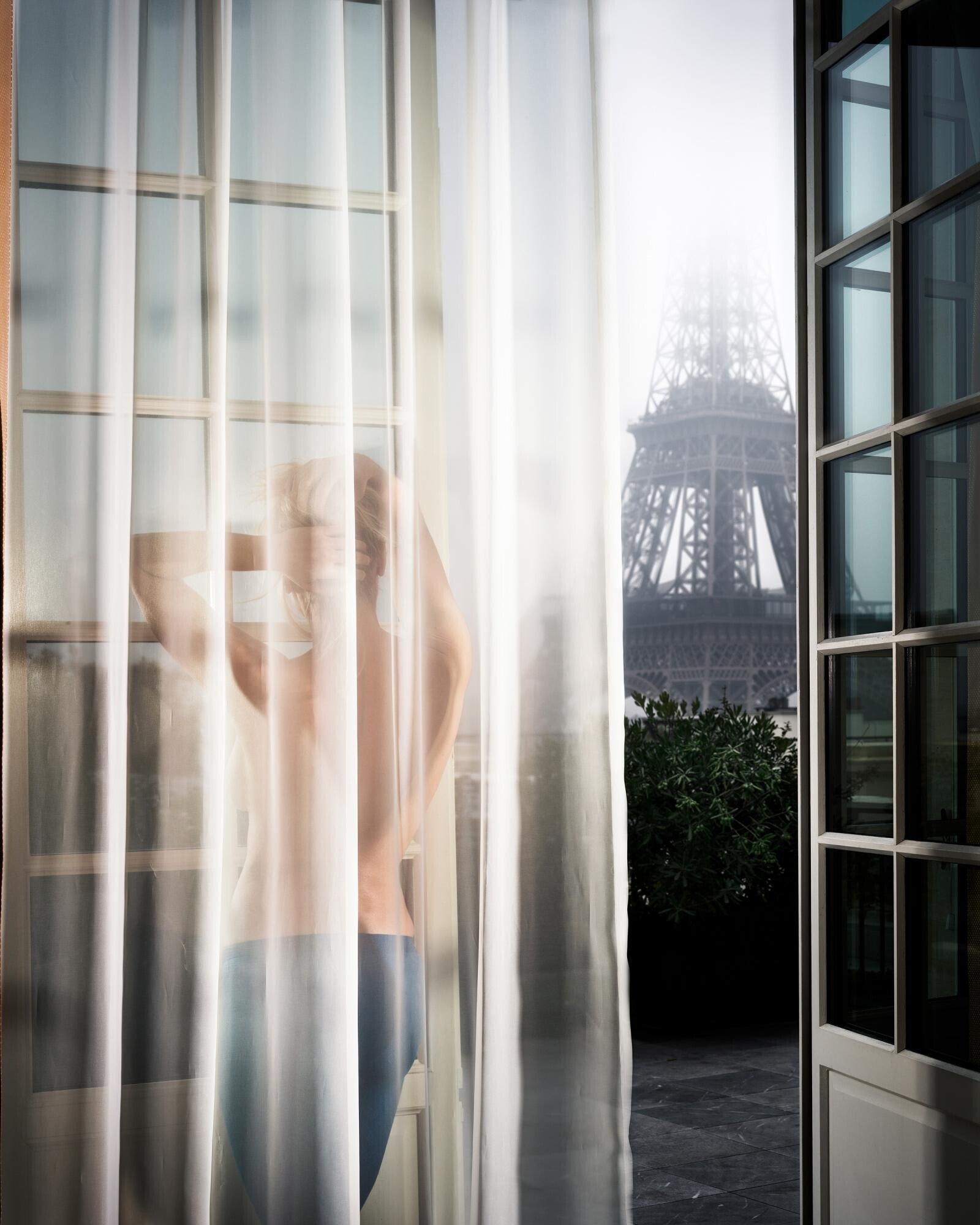 Девушка в Париже. Фотограф Дэвид Дребин