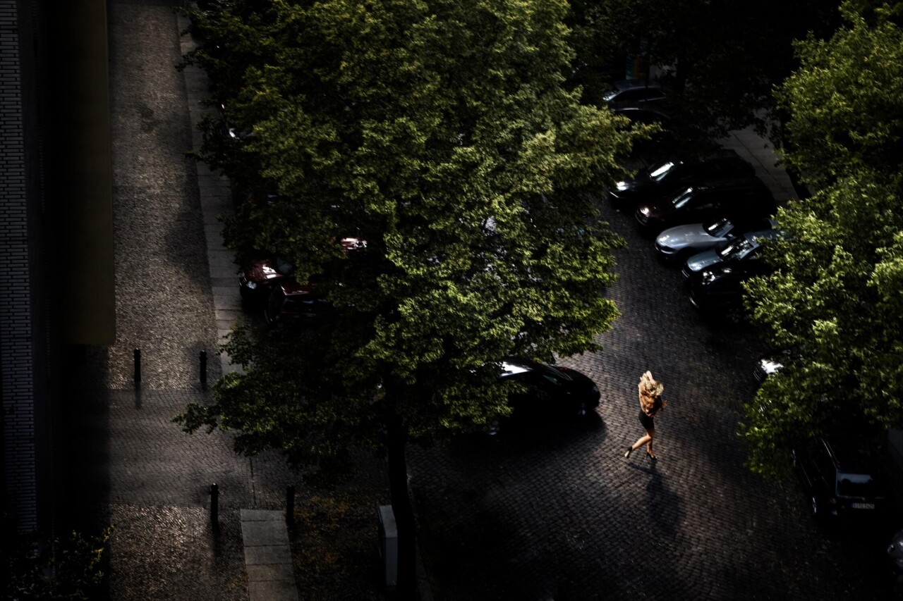 Девушка в Берлине. Фотограф Дэвид Дребин